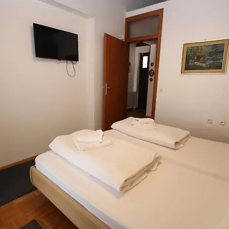 アパート Sofia Adria ポレッチ