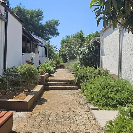 Sofia Adria Appartement *